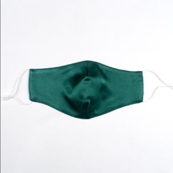 Satin in the Sky Face Mask - Picture 4 of 6